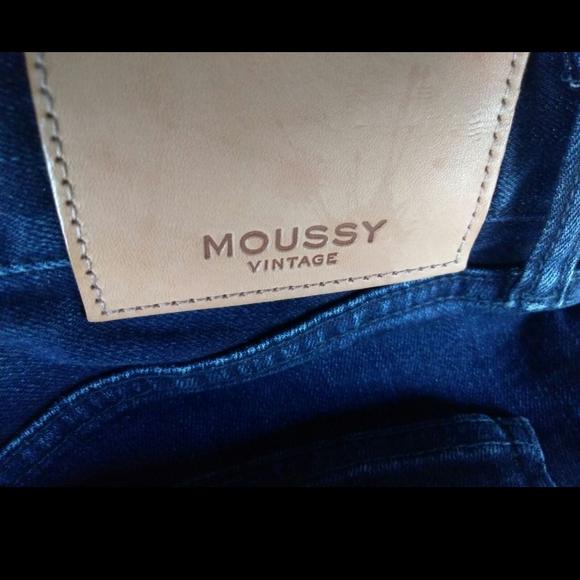 Moussy Vintage Howa Jeans - Picture 6 of 8